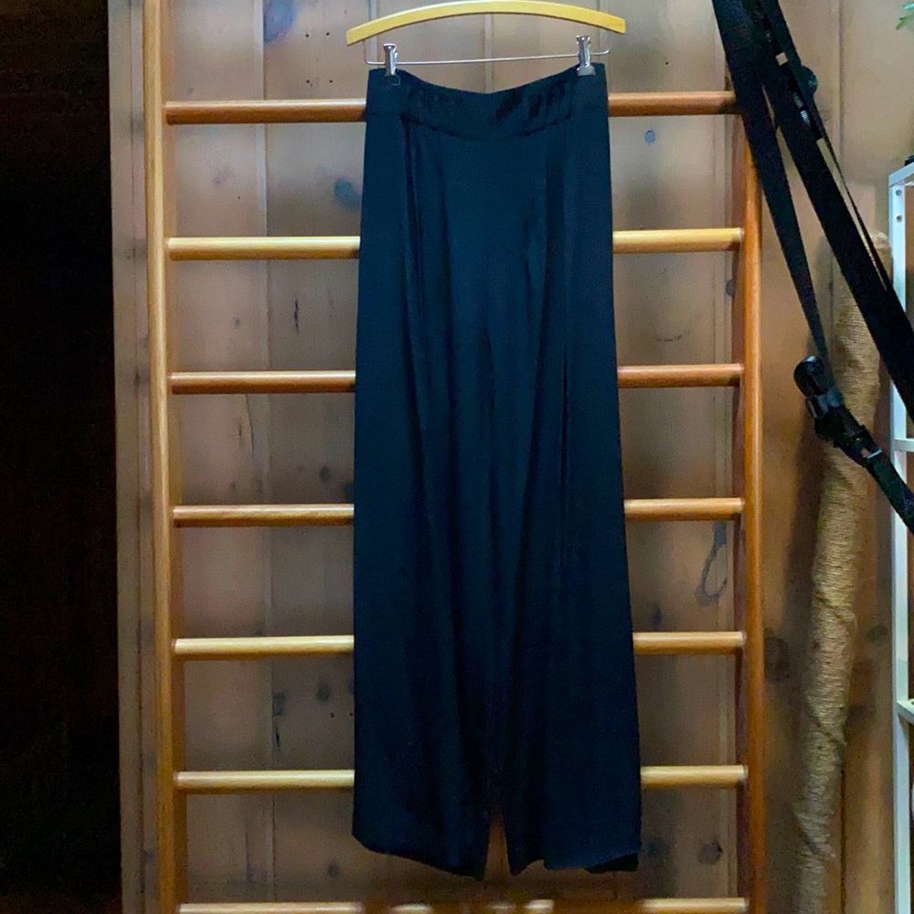 Super High-waistline Wide-leg black slack women’s size 6